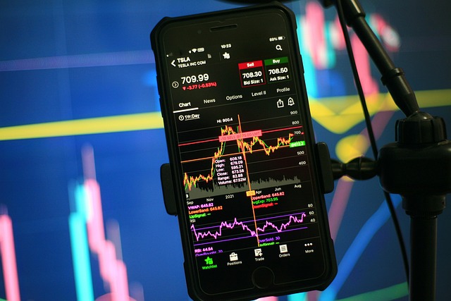 Er det tid til at investere i en brugt tesla? Her er hvad du skal vide